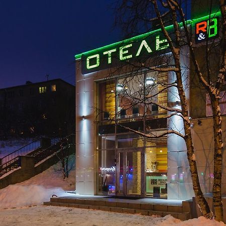 Mini Hotel Rooms & Breakfast Murmansk Exterior photo